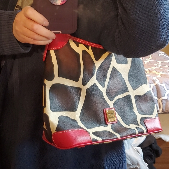 Dooney & Bourke - Picture 8 of 11